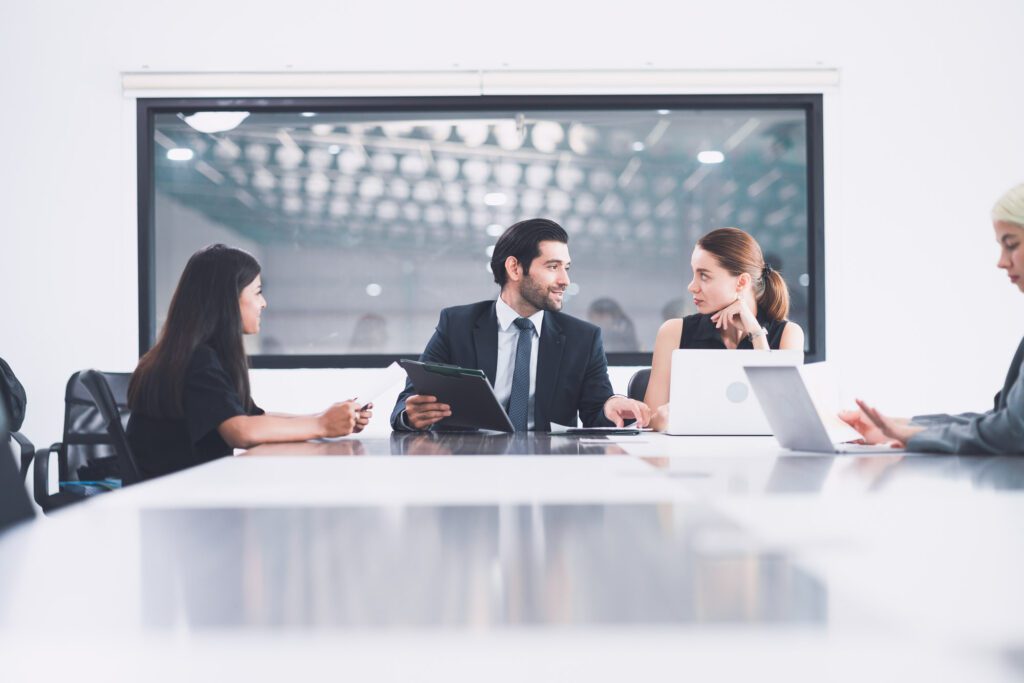 The New Commercial Playbook: Agile Teams for an Uncertain Market