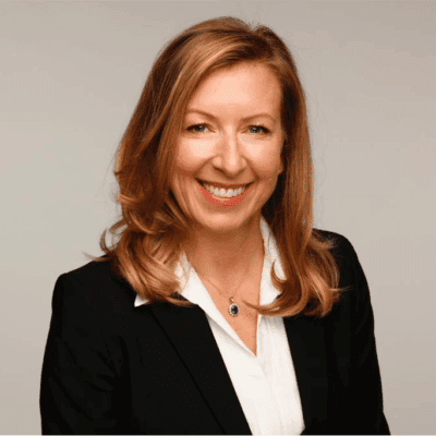 Headshot of Kate Kelly